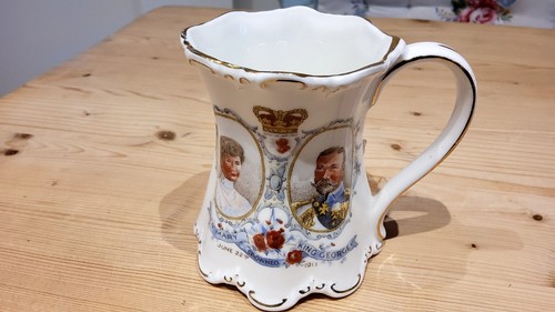 Queen mary king george - queen,