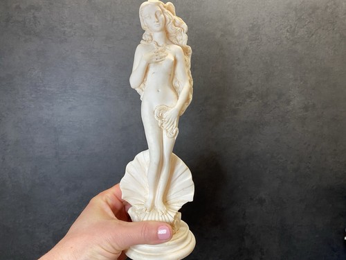 Alabaster figurine birth - alabaster, of