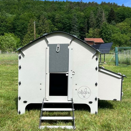 Plastic hen house - house, &