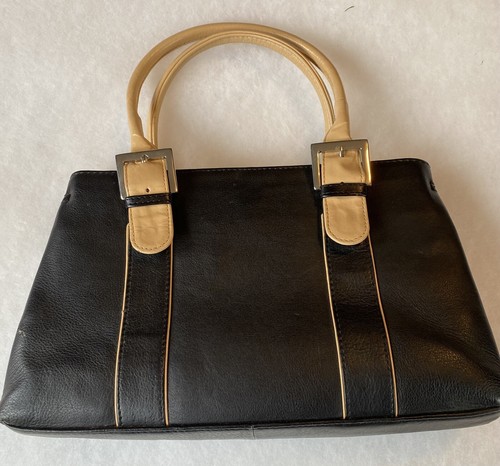 Ladies leather handbags - leather, used