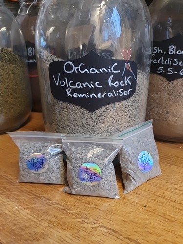 Volcanic rock dust organic - dust,