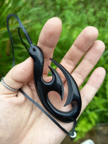 Maori fish hook pendant black - maori,