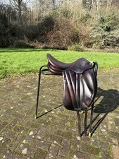 Butet Dressage Saddle 17.5”