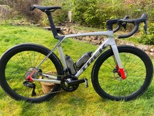 Trek Madone SL7 Gen 8 M/L