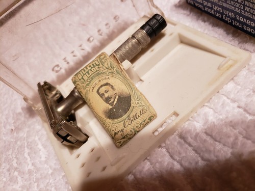 Vintage 1951 gillette black - vintage,