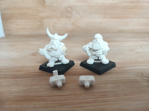 Dwarf hammerer warhammer - dwarf,