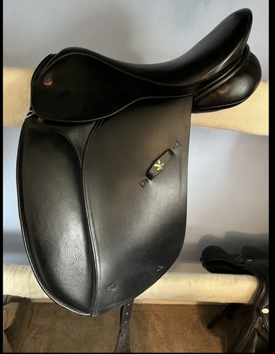 Jeffries dressage saddle - saddle, 17”