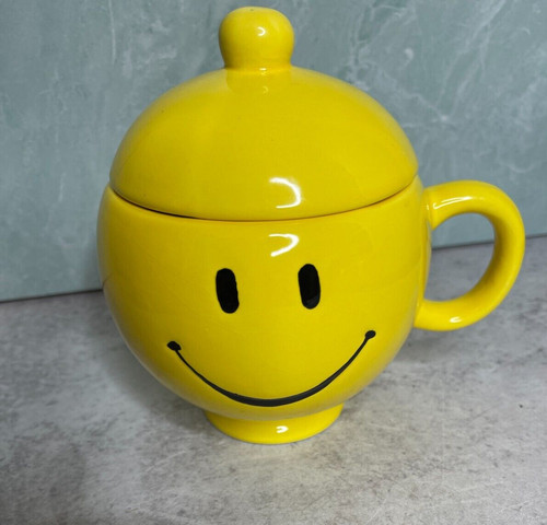 Teleflora yellow happy face - happy,