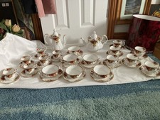 Royal Albert Old Country Roses