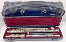 YAMAHA 211 FLUTE WITH HARD