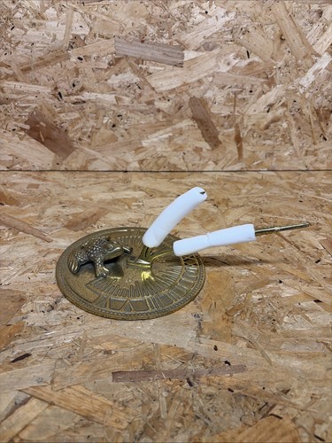 Toad bullrush sundial 160mm - bullrush,