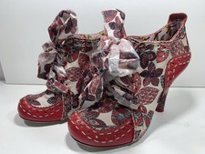 Irregular Choice, Abigail