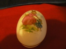Royal Doulton  BUNNYKINS EGG