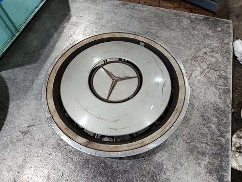 Mercedes benz w124 w201 wheel - mercedes-benz,