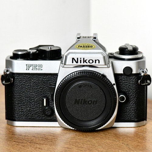 Nikon fe2 silver chrome - nikon,