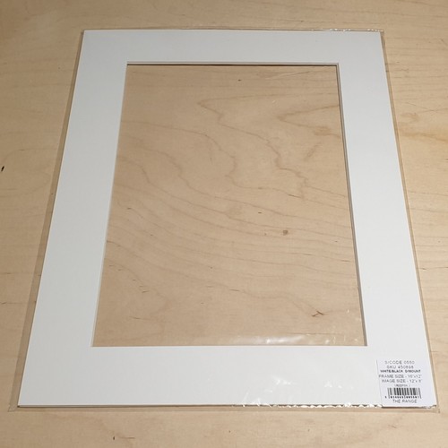 Picture frame mount - mount, white
