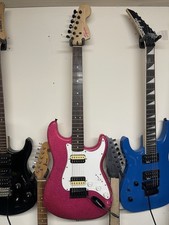 fender squire Affinity Pink