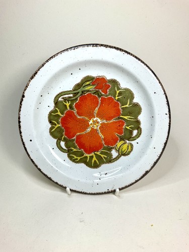 Stonehenge midwinter pottery - stonehenge,