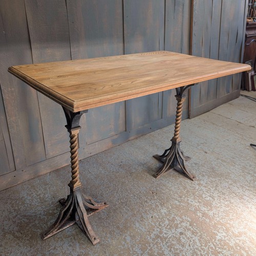 Small mid size oak - to, &