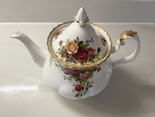 Vintage Royal Albert Old Country Roses Small Tea Pot
