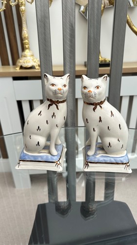Pair kent staffordshire - a,