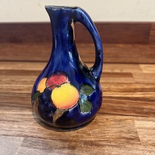 H&K HOLLINSHEAD & KIRKHAM TUNSTALL AUTUMN FRUITS HANDLED VASE / EWER