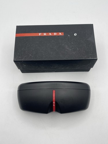 Prada sport sunglasses hard - sport,