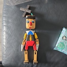 VINTAGE HAND CARVED WOODEN