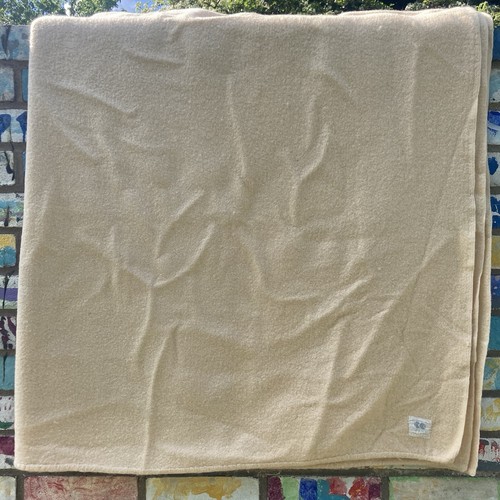 Vintage cream witney blanket - witney,