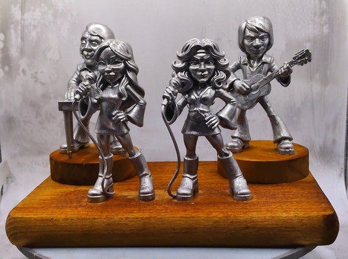 Abba statue from cavecraft - statue-,