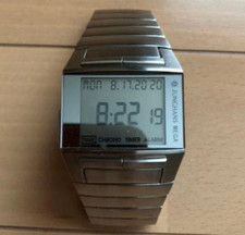 Junghans Mega 1000 Quartz