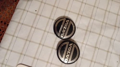 Volvo wheel centre caps 64mm - centre,
