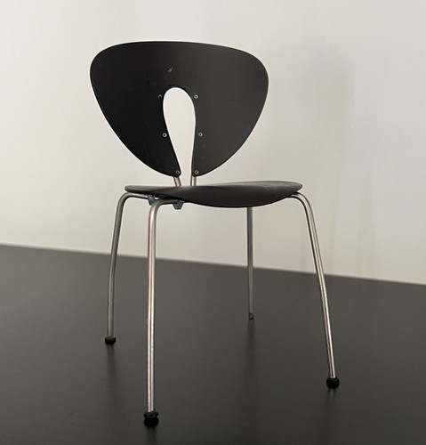 Vitra miniature globus chair - vitra,