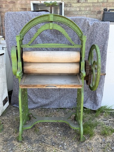 Antique cast iron mangle the - iron,