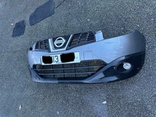 NISSAN QASHQAI J10 COMPLETE FRONT BUMPER IN GREY WITH CAMERA FROM 2010-2013