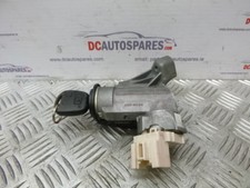 GENUINE 2010 TOYOTA YARIS 1.0 PETROL IGNITION BARREL AND KEY NO502241/256B  