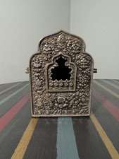 Tibetan “Ghau” Traveling