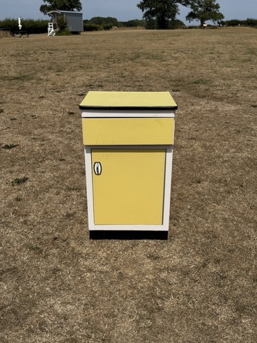 Vintage formica pantry - vintage,