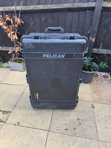 Pelican 1650 hard case - hard,