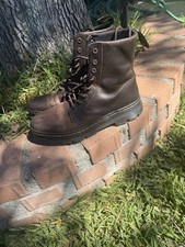 Size 9 - Dr Martens Combs -