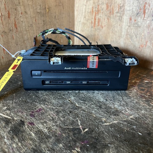 Audi head unit multimedia - head,