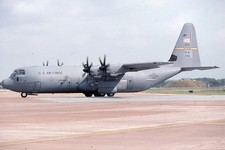 AIRCRAFT COLOUR SLIDE  N3341 USAF C130J HERCULES  reg 020314