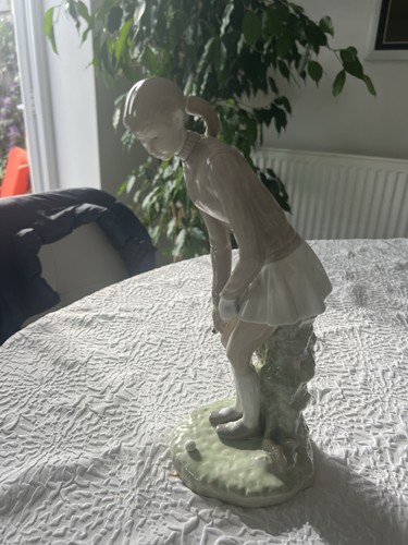 Porcelain figure nao - porcelain, figure.nao