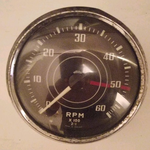 Triumph tr3 6000 rpm - 6000, rev