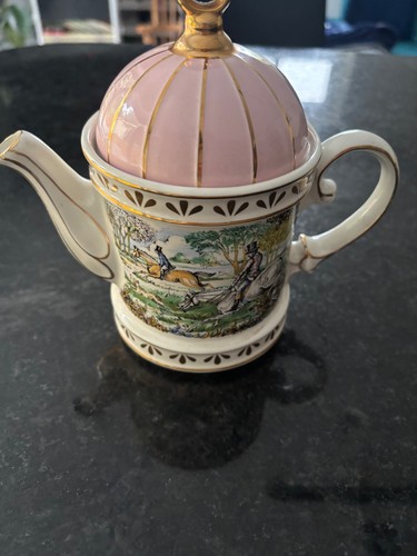 Sadler teapot sporting - -,