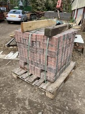 Block pavers Brett Alpha Trio