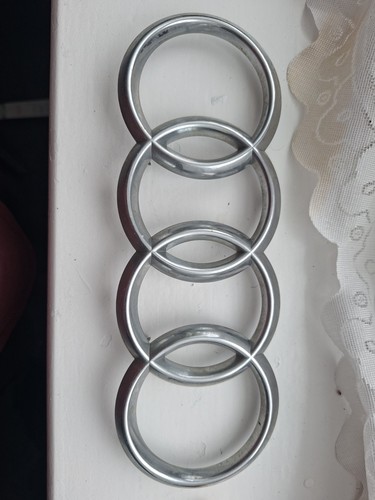 Audi front grill - front, badge