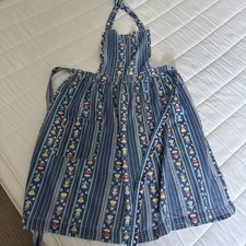 Vintage bib apron with scandi