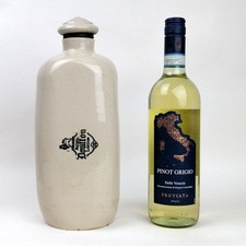 VINTAGE Royal Doulton BED or