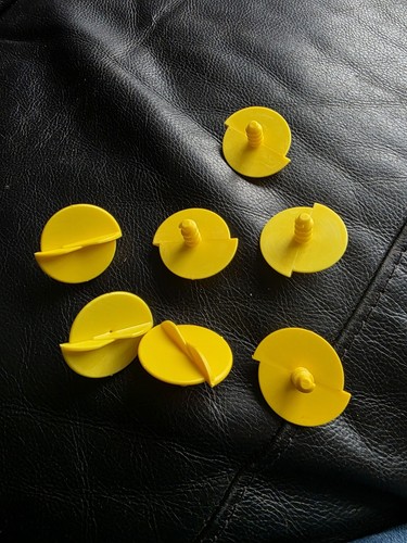 Pet cage shelf screw fits - cage, 1